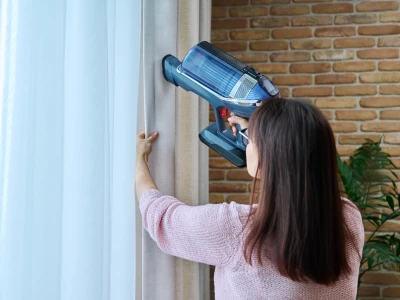 como aspirar cortinas